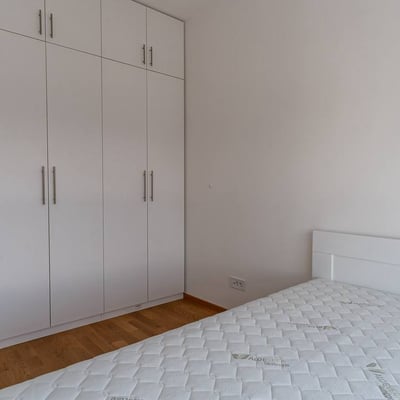 Аренда современной, обновлённой меблированной 2-комнатной квартиры, 65 м², Новый Белград, Белград, Сербия