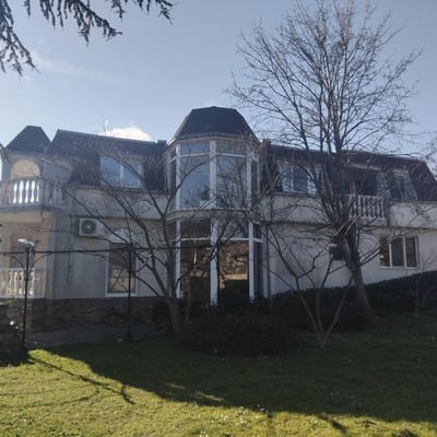 Geräumige villa nahe am meer zur miete, 1200 м², Alen Mak, Varna, Bulgarien