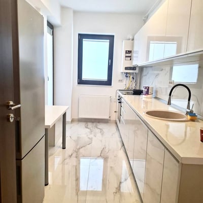 Alquiler de apartamento amplio, cómodo, con cocina independiente, Sector 6, Bucarest, Rumanía