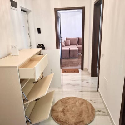 Alquiler de apartamento amplio, cómodo, con cocina independiente, Sector 6, Bucarest, Rumanía