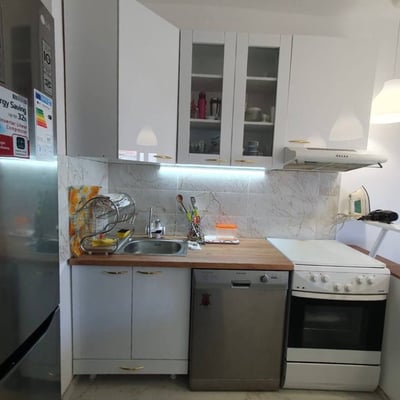 Alquiler de apartamento luminoso, cómodo, 40 m², Belgrado, Serbia