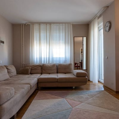 Geräumige, gemütliche wohnung zur miete, 79 м², Voždovac, Belgrad, Serbien