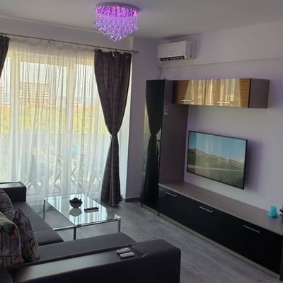 Alquiler de apartamento cómodo, amueblado, 50 m², Mamaia Sat, Rumanía