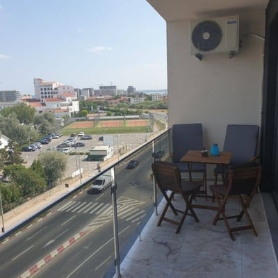 Alquiler de apartamento cómodo, amueblado, 50 m², Mamaia Sat, Rumanía