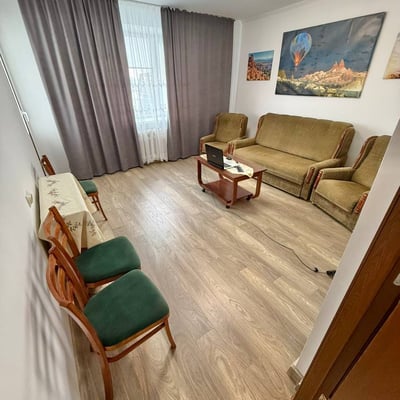 Location appartement propre, rénové, meublé, Centre, Chișinău, Moldavie