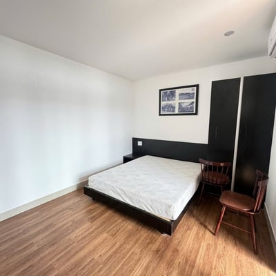 Compact, furnished apartment for rent, Hai Chau, Da Nang, Vietnam