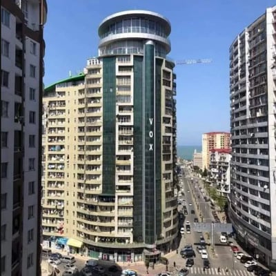 Location appartement confortable, meublé, 40 м², Batumi, Géorgie