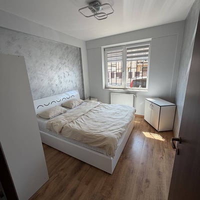 Alquiler de apartamento moderno, acogedor, 70 m², Sector 4, Bucarest, Rumanía