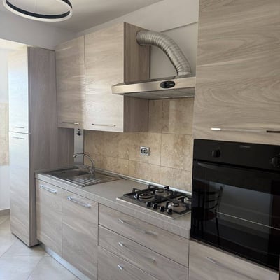 Alquiler de apartamento moderno, acogedor, 70 m², Sector 4, Bucarest, Rumanía