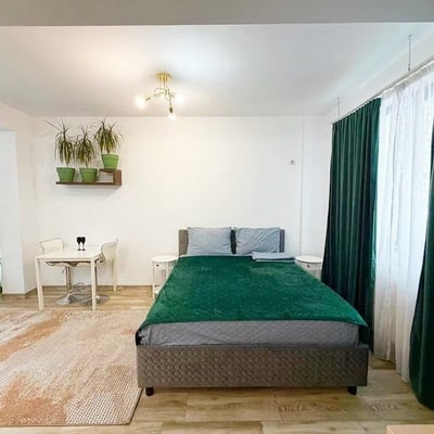 Location studio confortable, meublé, Mamaia Sat, Roumanie