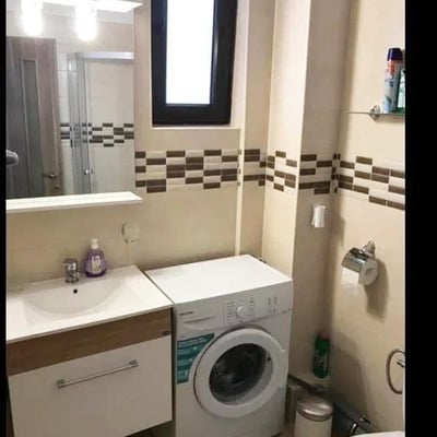 Location studio confortable, meublé, Mamaia Sat, Roumanie