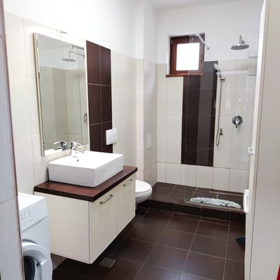 Sunny, comfortable apartment for rent, Mamaia Sat, Romania