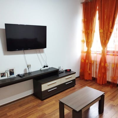 Sunny, comfortable apartment for rent, Mamaia Sat, Romania