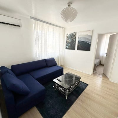 Location appartement confortable, meublé, Constanța, Roumanie