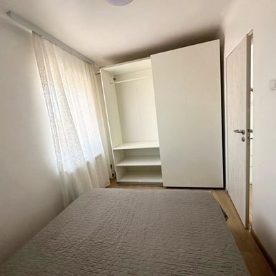 Location appartement confortable, meublé, Constanța, Roumanie