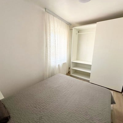 Location appartement confortable, meublé, Constanța, Roumanie