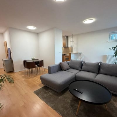 Аренда уютной, просторной квартиры, 61 м², Новая Вракуня, Братислава, Словакия
