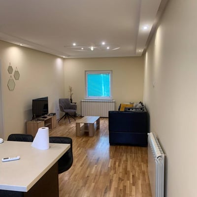 Alquiler de apartamento de dos niveles, 53 m², Belgrado, Serbia