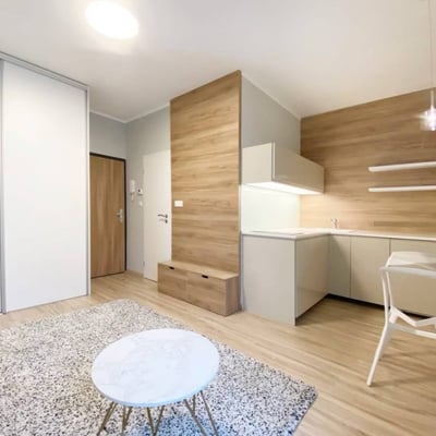 Alquiler de estudio moderno, acogedor, Petržalka, Bratislava, Eslovaquia