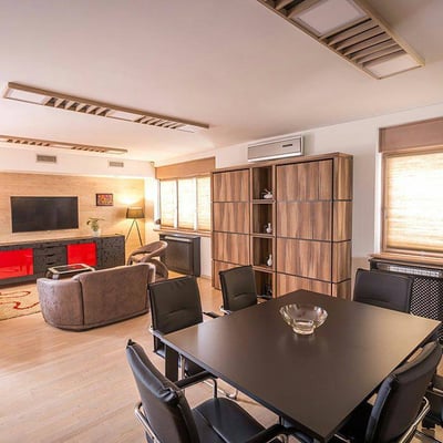 Alquiler de apartamento amplio, 150 m², Voždovac, Belgrado, Serbia