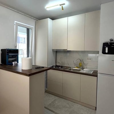 Location appartement moderne, meublé, Secteur 6, Bucarest, Roumanie