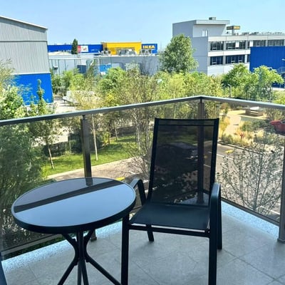 Alquiler de apartamento moderno, amueblado, con balcón, 52 m², Bucarest, Rumanía