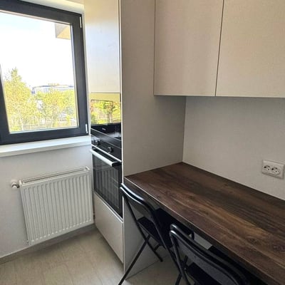 Alquiler de apartamento moderno, amueblado, con balcón, 52 m², Bucarest, Rumanía