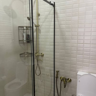 Alquiler de apartamento luminoso, cómodo, amueblado, 100 m², Batumi, Georgia