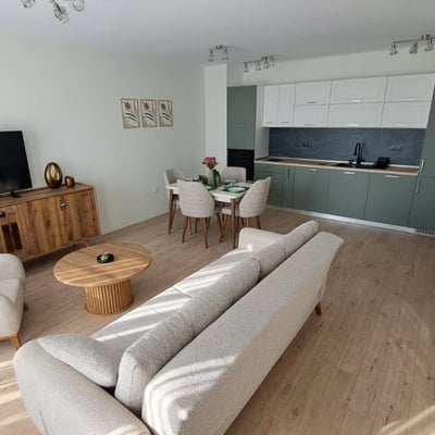 Location appartement moderne, meublé, quartier Vazrazhdane 1, Varna, Bulgarie