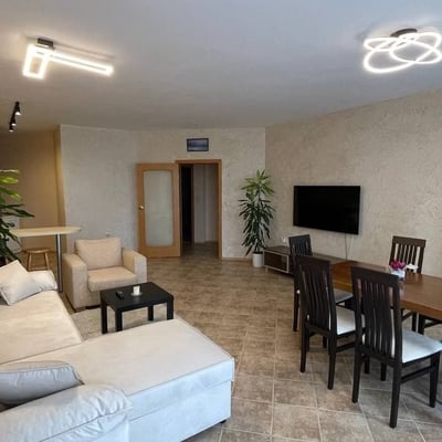 Location appartement spacieux, meublé, Primorski Park, Varna, Bulgarie