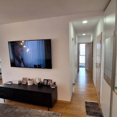 Geräumige, moderne Wohnung zur Miete, 69 м², Neu-Belgrad, Serbien