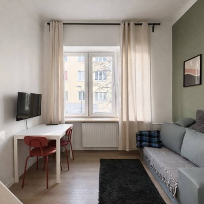 Location appartement compact, lumineux, 20 м², Wola, Varsovie, Pologne