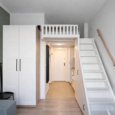 Location appartement compact, lumineux, 20 м², Wola, Varsovie, Pologne