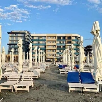 Cozy apartment with sea view for rent, Mamaia, Romania