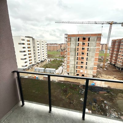 Location appartement moderne, meublé, 42 м², Secteur 6, Bucarest, Roumanie