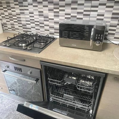 Location appartement moderne, cosy, avec terrasse, Mamaia Sat, Roumanie