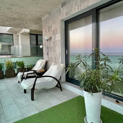 Spacious apartment with stunning sea view for rent, Mamaia, Romania