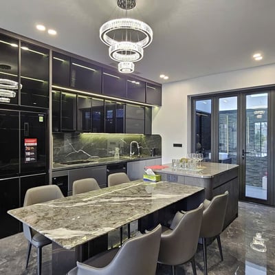 Alquiler de moderna y amplia villa, 270 m², Nha Trang, Vietnam