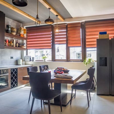 Stilvolle zweistöckige 3-Zimmer-Wohnung mit Terrasse zur Miete, 103 m², Stadtzentrum, Belgrad, Serbien