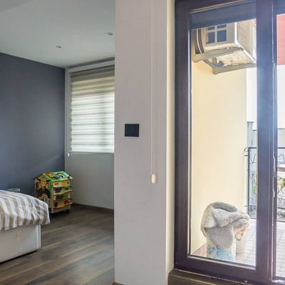 Stilvolle zweistöckige 3-Zimmer-Wohnung mit Terrasse zur Miete, 103 m², Stadtzentrum, Belgrad, Serbien