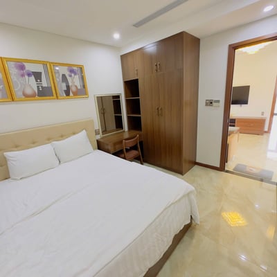 Spacious, bright apartment with balcony for rent, Da Nang, Vietnam