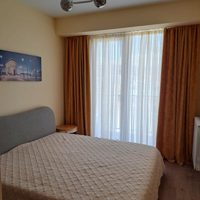 Alquiler de moderno y cómodo apartamento, Big Digomi, Tbilisi, Georgia