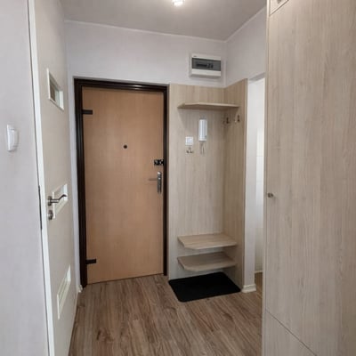 Alquiler de acogedor y luminoso estudio, 28 м², Mokotów, Varsovia, Polonia