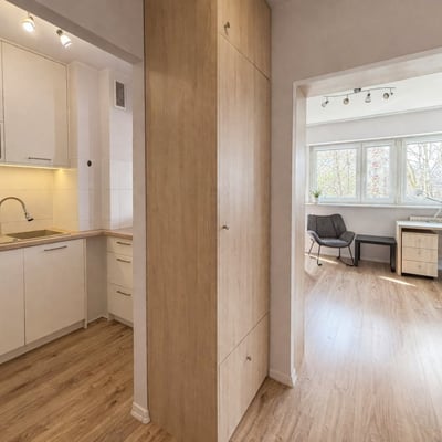 Alquiler de acogedor y luminoso estudio, 28 м², Mokotów, Varsovia, Polonia