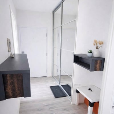 Alquiler de amplio, luminoso y amueblado apartamento, Bratislava, Eslovaquia