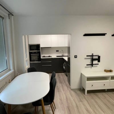 Apartamento amplio en alquiler en Dúbravka, Bratislava, Eslovaquia