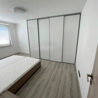 Apartamento amplio en alquiler en Dúbravka, Bratislava, Eslovaquia