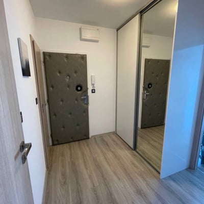 Apartamento amplio en alquiler en Dúbravka, Bratislava, Eslovaquia