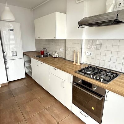 Location d’un appartement moderne et meublé, Bucarest, secteur 6, Roumanie