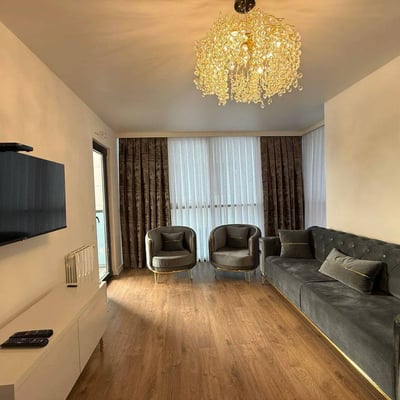 Alquiler de luminoso y limpio apartamento, 48 m², Batumi, Georgia